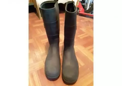Steel Toed Rubber Boots