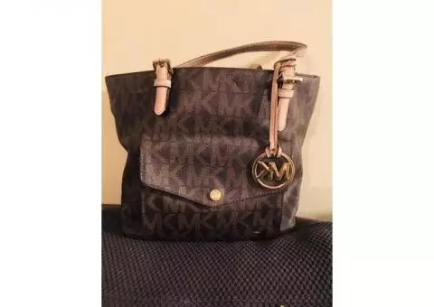 GENUINE MICHAEL KORS Brown leather handbag SIGNATURE MK - medium pre owned